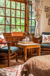 Pebbles Cottage by EdenHomes