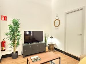 Boho Royal Retreat Steps from the Royal Palace