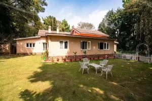 Shanthiniketan Heritage - Aravankādu