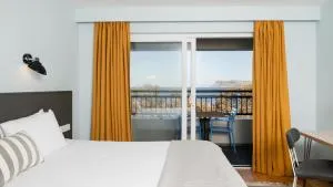 Marine Hotel Ballycastle - Ballintoy