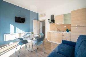 One-Bedroom Apartment with Sea View