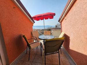 VISNJA NV 5 - Apartment for 5 persons, balcony with sea view