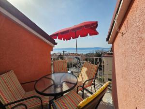 VISNJA NV 5 - Apartment for 5 persons, balcony with sea view