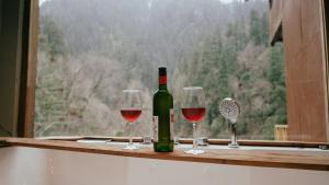 Tree House by The Forest Pinnacle and Café, Jibhi