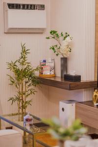 EC Suites Modern 1Br Suite w Balcony in Pasay