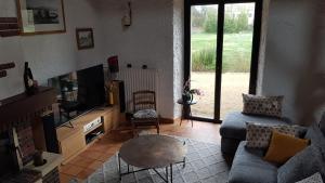 B&B / Chambres d'hotes chambre d'hote la Sourdrie : Chambre Double avec Salle de Bains Privative