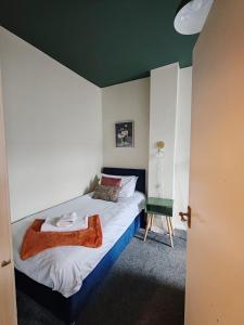 Chic & Modern Escape