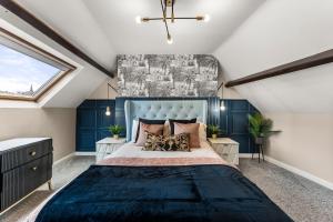 The Gatsby - 3 Bed Duplex Penthouse in Whitby