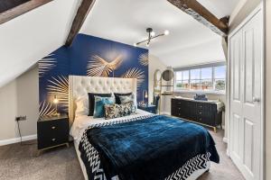 The Gatsby - 3 Bed Duplex Penthouse in Whitby