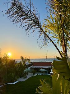 City Compass Sunset Villa