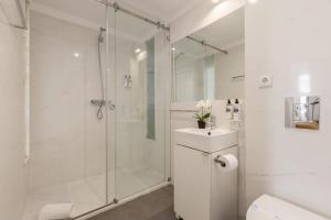 Terrace Bliss with AC Downtown Porto