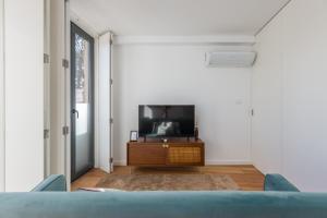 Terrace Bliss with AC Downtown Porto