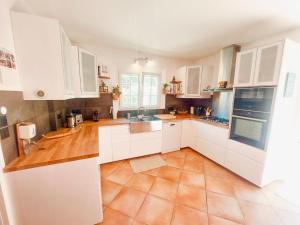 LEvasion Méditerranéenne - Villa Piscine, Proxi Plage & Commerces