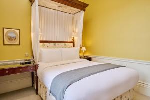 Double Room room in Roseate House London