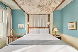 Roseate Suite room in Roseate House London
