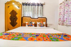 FabHotel Astoria House - Near Central Park