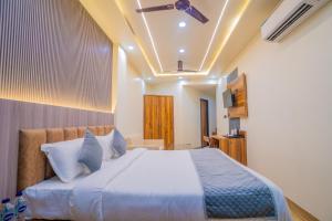 Hotel De Grand Dwarka-Near Jaipur Airport