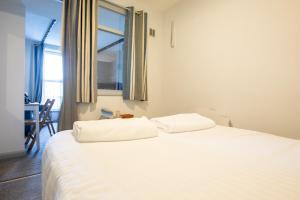 Quirky & Cosy Apartment in Brixham Centre, Devon