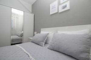 Four bedroom apartments near beach with pool