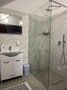 Bar Restorant Geshtenja