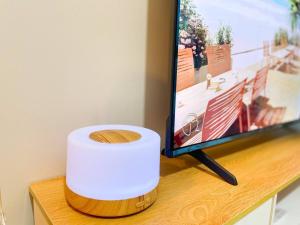 Luxurious Modern BGC Condo at Uptown #upt131h