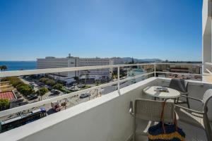 Apartment with View room in Apartamentos Playasol My Tivoli