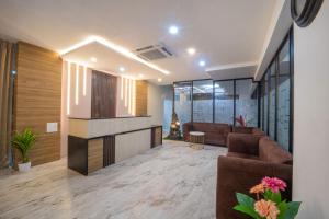 VR Paradise - Near SIPCOT Chennai OMR