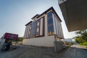 VR Paradise - Near SIPCOT Chennai OMR