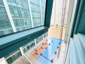 Prime BGC Condo at Uptown Area #oursw11g