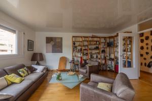 Appartements Spacious Apt With Terrace And Parking : photos des chambres