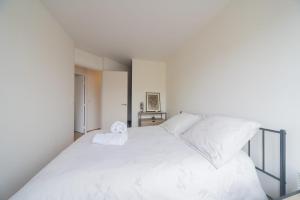 Appartements Spacious Apt With Terrace And Parking : photos des chambres