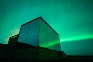 Glacial Glass Cabin - Rjúpnavellir