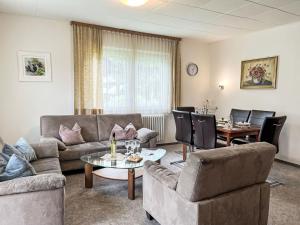 Holiday Home Zum munteren Eichhörnchen by Interhome