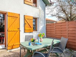 Apartment Les Landaises-5 by Interhome