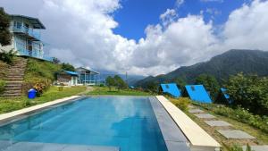 PINE CROFT AROMA luxury villas and Resort