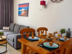 1 bedroom apartment with airconditioning and bath - max 4 guests
