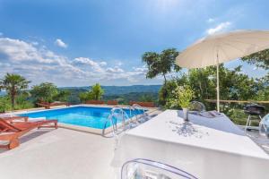 Villa Sussini in Central Istria for 8 people with jacuzzi & pet friendly