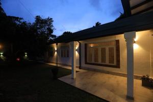 Cinnamon Blu Villa
