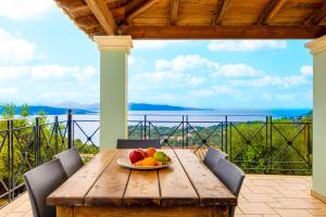 Villa Eleni Agios Stephanos