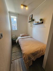 HOM I Nuevo y Moderno Depto 1D1B en Santiago Centro