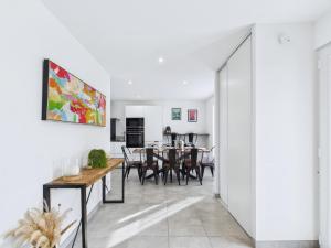 Maisons de vacances Maison de campagne avec grand jardin pour 8 : photos des chambres