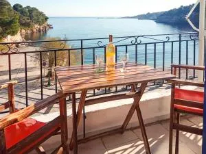 Alonissos Beachfront Rooms - Galazia Thea Gems - 阿洛尼索斯古镇