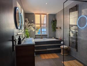 Villas Villa Valmy - Hypercentre - Gare SNCF : photos des chambres