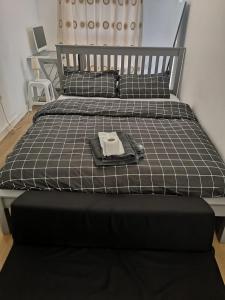 Lascelles house - a few mins to US Embassy, Battersea Power Station & Central London