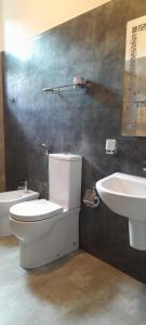 Airport A4 Travelers Villa - Free Airport Pick Up & 24HRS