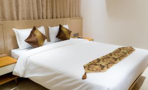 Rainbow Guest House - Pure Veg