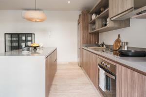 70s experience in Tulum with pool view