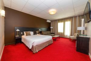 Hotels Hotel du Casino de Capvern : photos des chambres