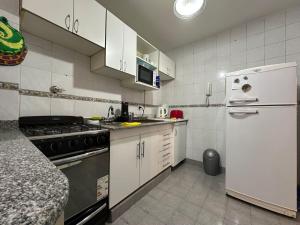 Amplio departamento en villa Crespo