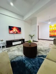 The Luxe Apartment - Kama